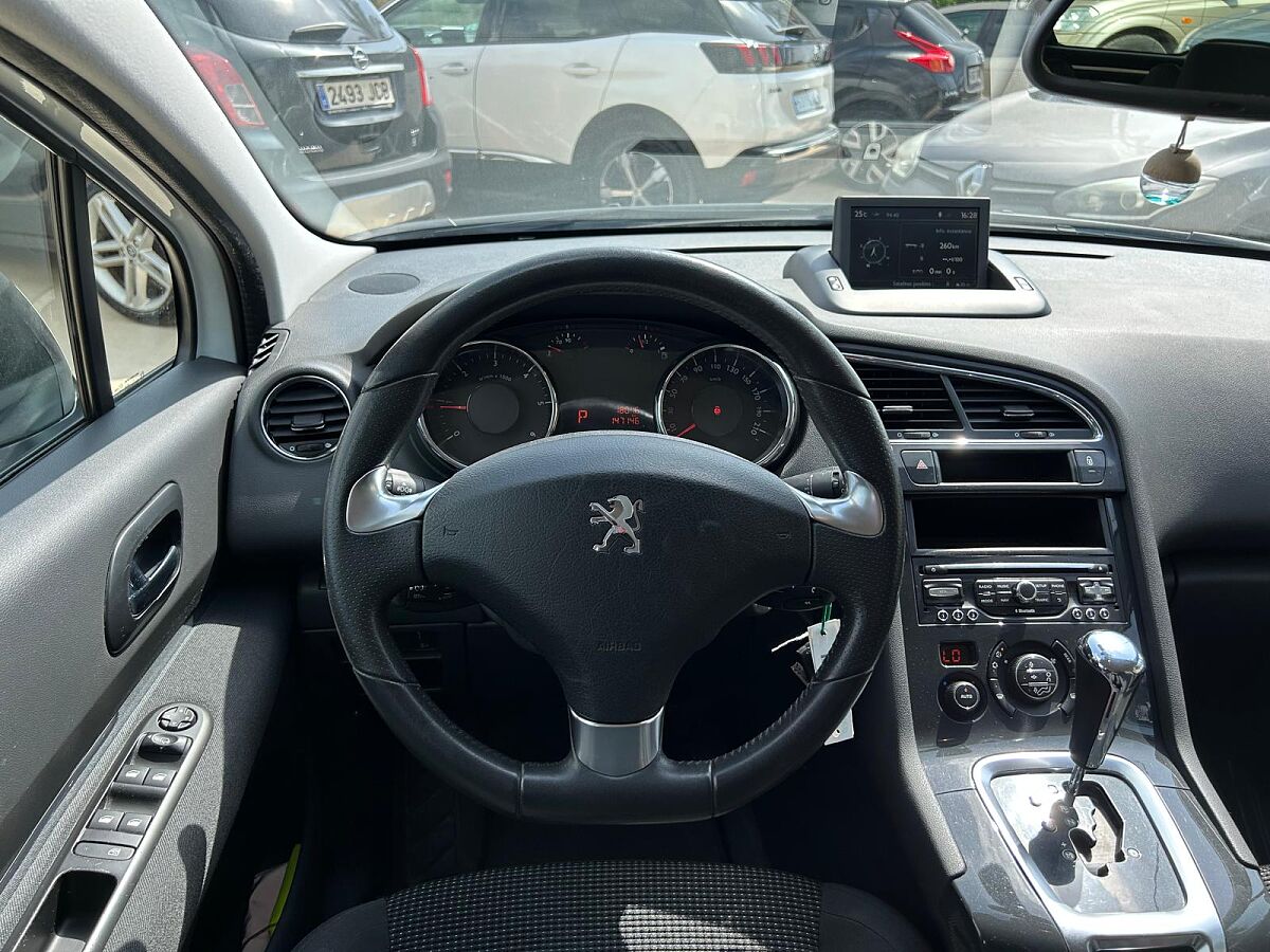 PEUGEOT 5008 STYLE 1.6 HDI AUTO SPANISH LHD IN SPAIN 91000 MILES 7 SEATS 2015